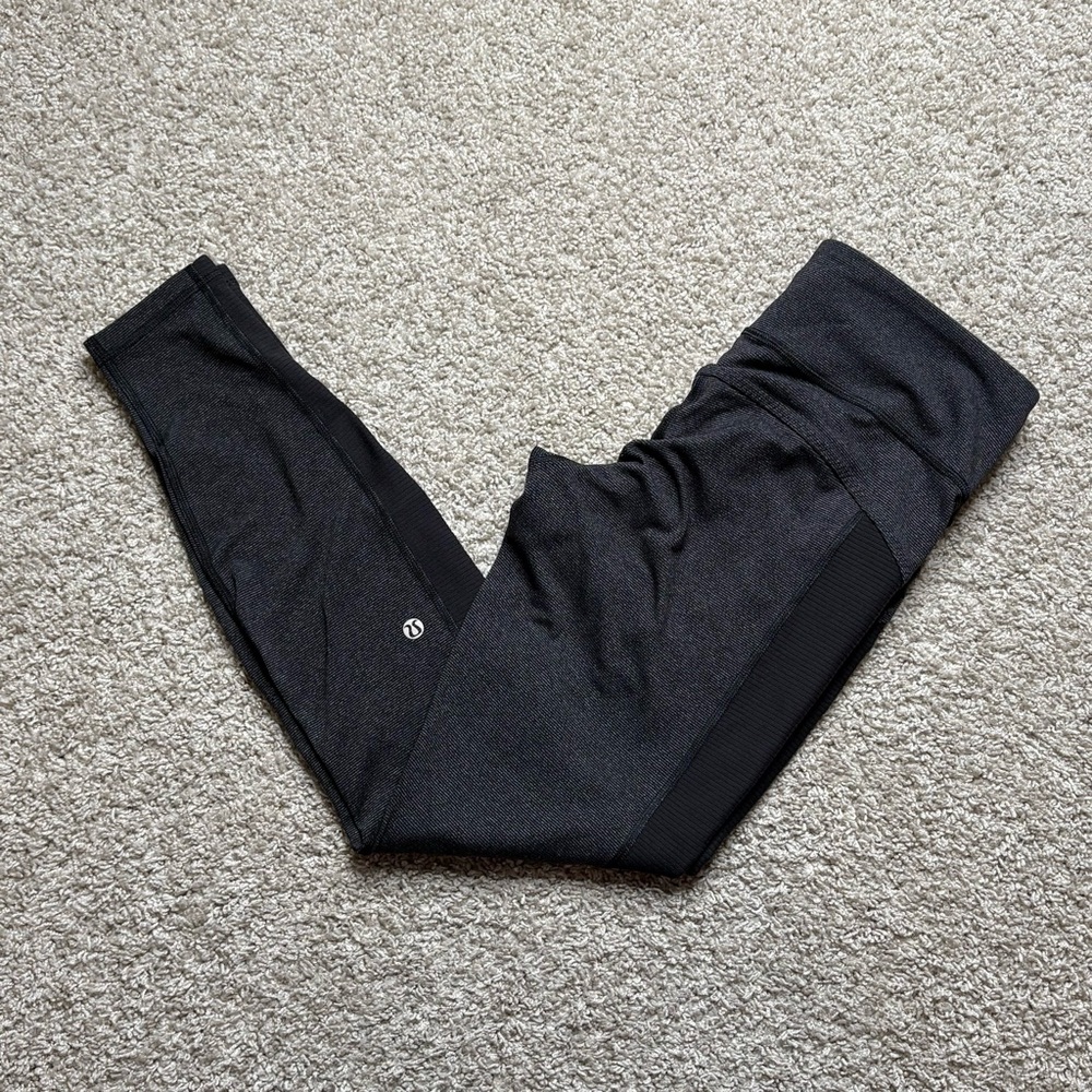 Lululemon Ribbed Accent Ankle Zip Leggings